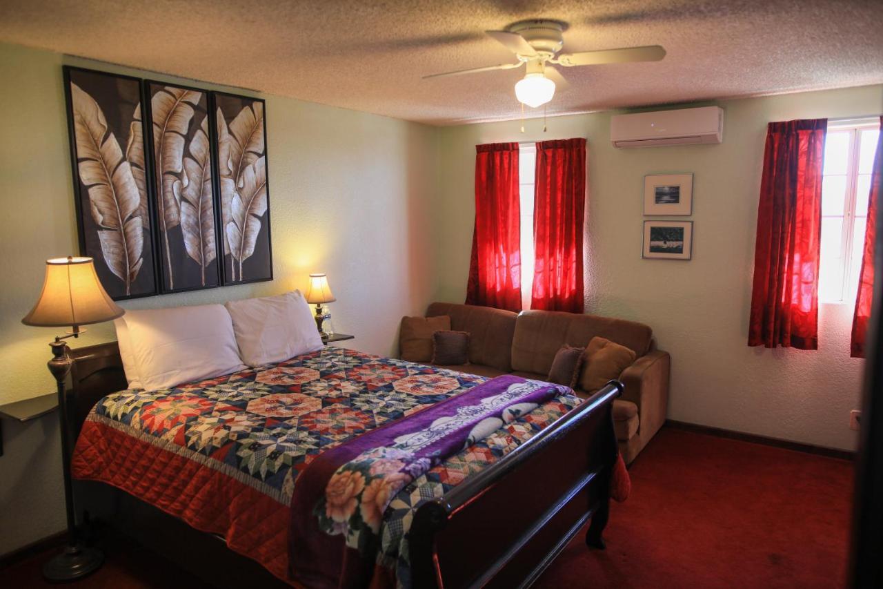 إنسينادا Playa Hermosa Inn At The Beach المظهر الخارجي الصورة