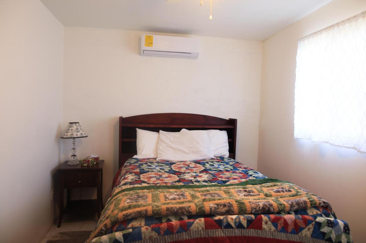 إنسينادا Playa Hermosa Inn At The Beach المظهر الخارجي الصورة