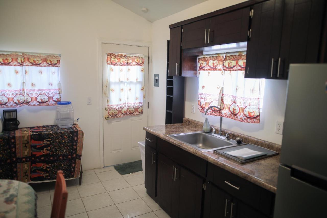 إنسينادا Playa Hermosa Inn At The Beach المظهر الخارجي الصورة