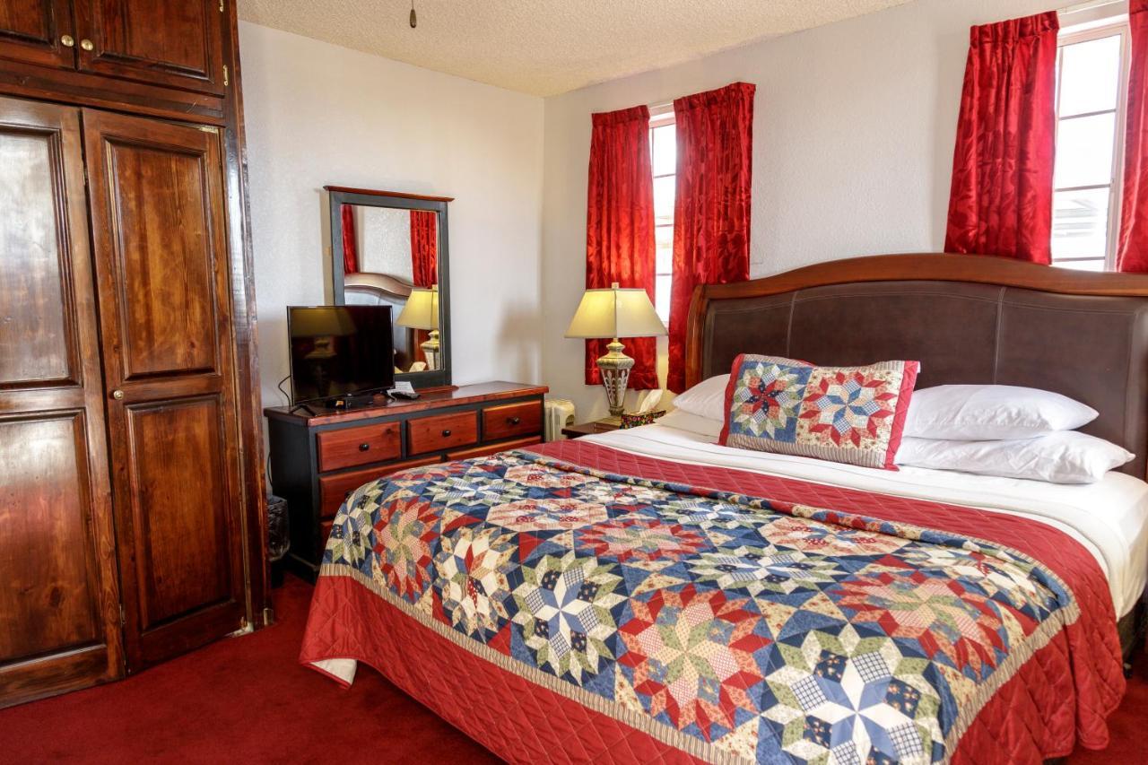 إنسينادا Playa Hermosa Inn At The Beach المظهر الخارجي الصورة